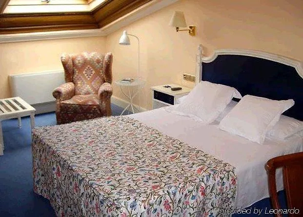 Tryp Bilbao Sondika Hotel 3*,