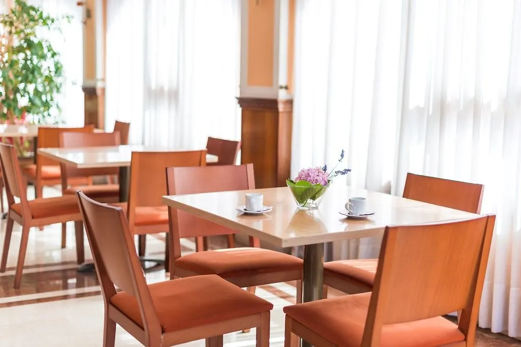 Tryp Bilbao Sondika Hotel Spain