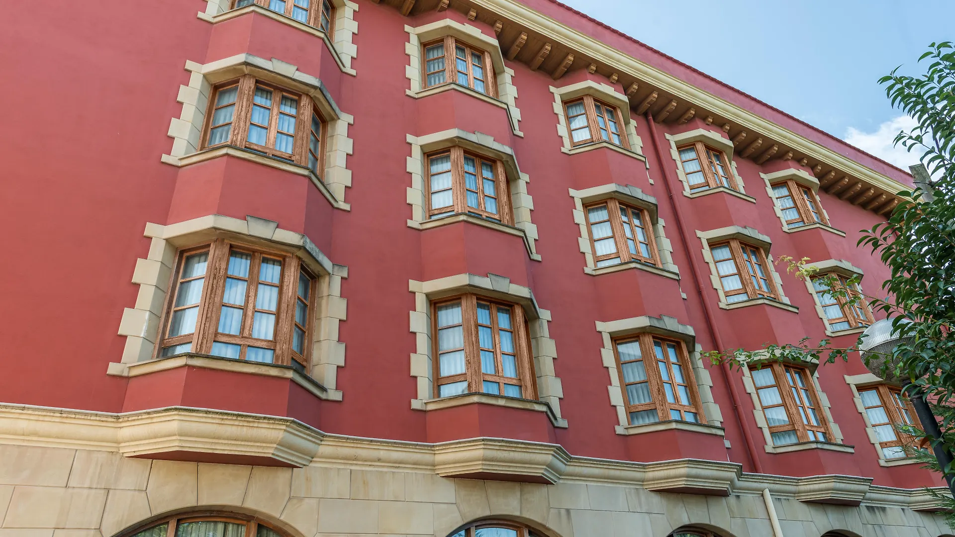 Tryp Bilbao Sondika Hotel 3*,