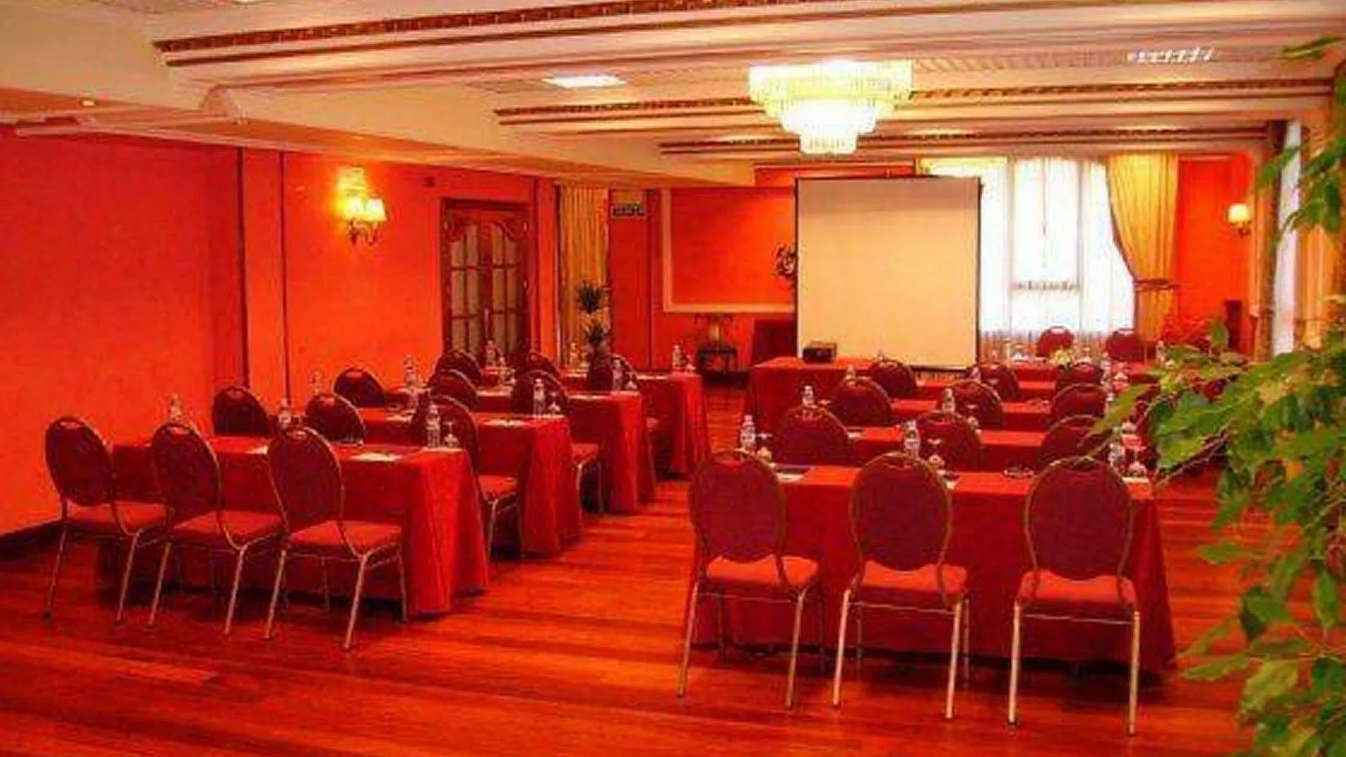Tryp Bilbao Sondika Hotel