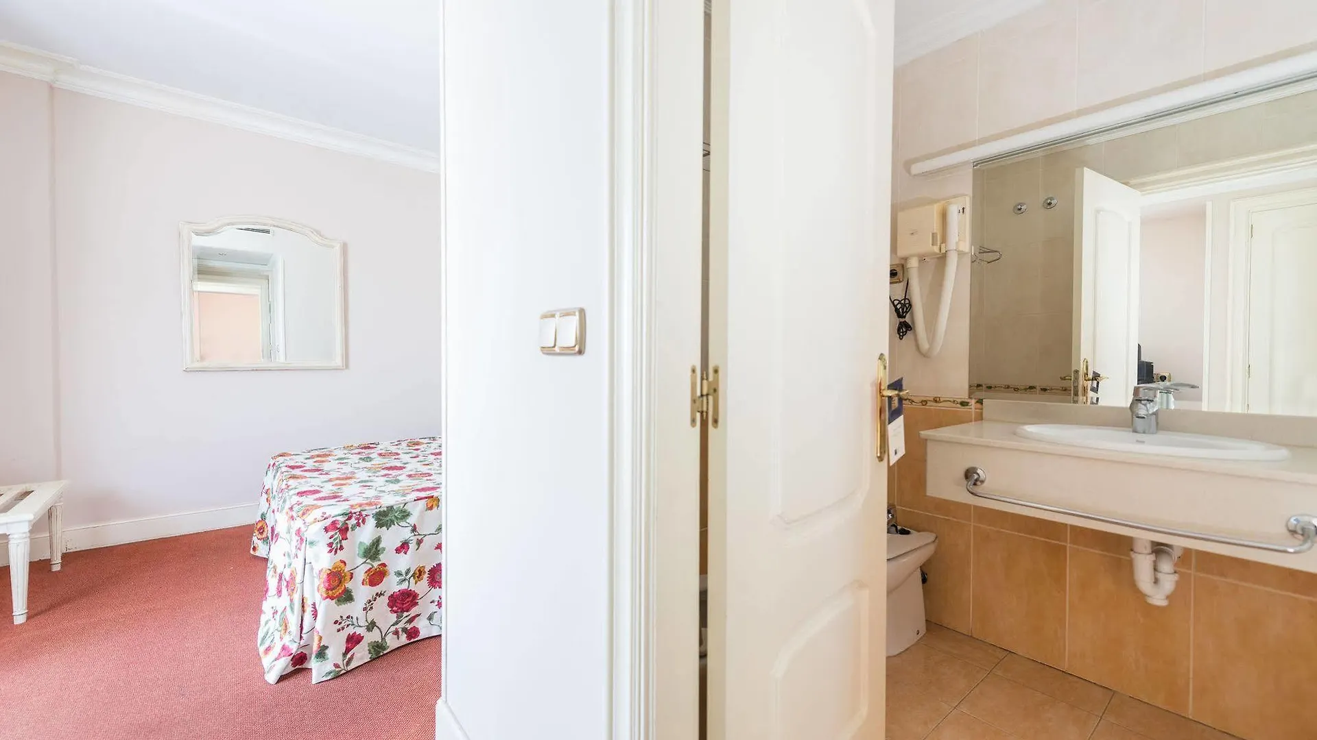 ***  Tryp Bilbao Sondika Hotel Spain